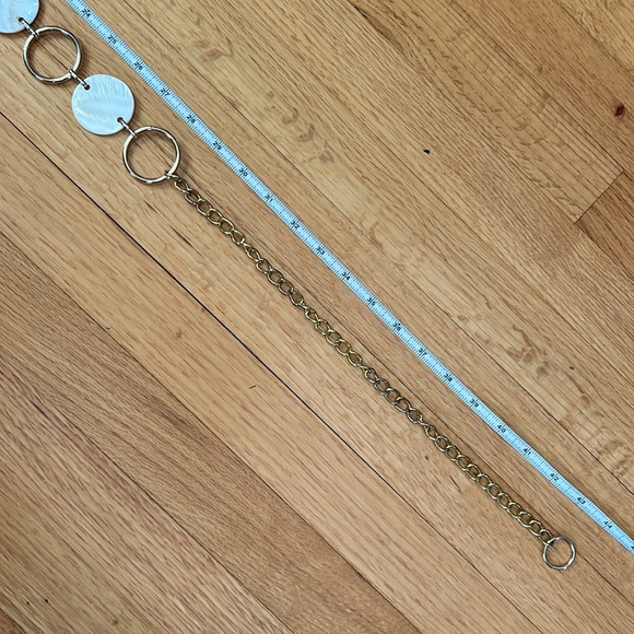 Vintage Shell Circles & Gold Tone Circles Belt with Chain for adjustable waist - Picture 9 of 9